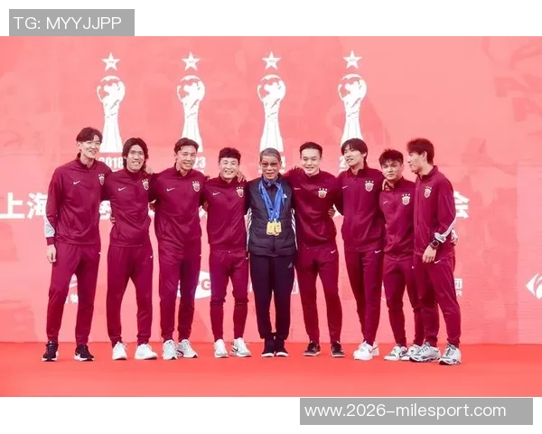 崇明六虎之一吕文君退役后执教海港四度夺中超冠军